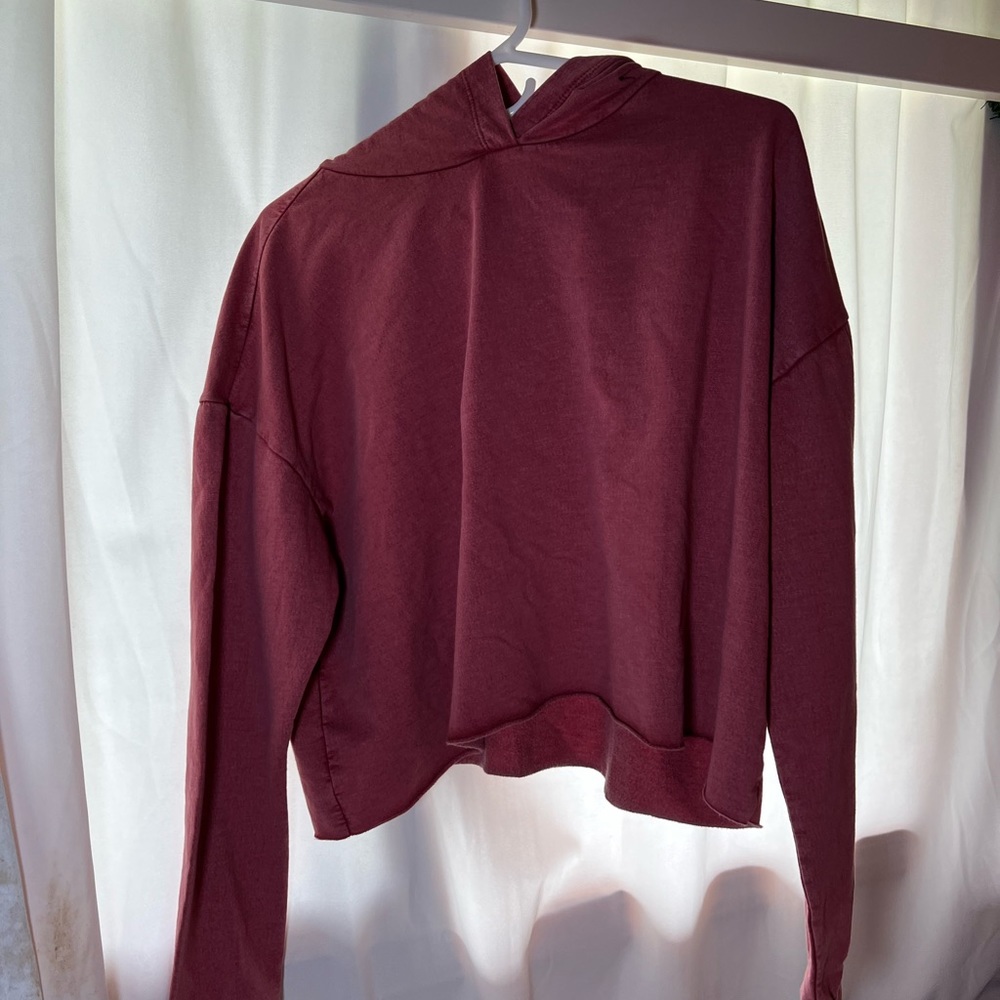 cropped hoodie
